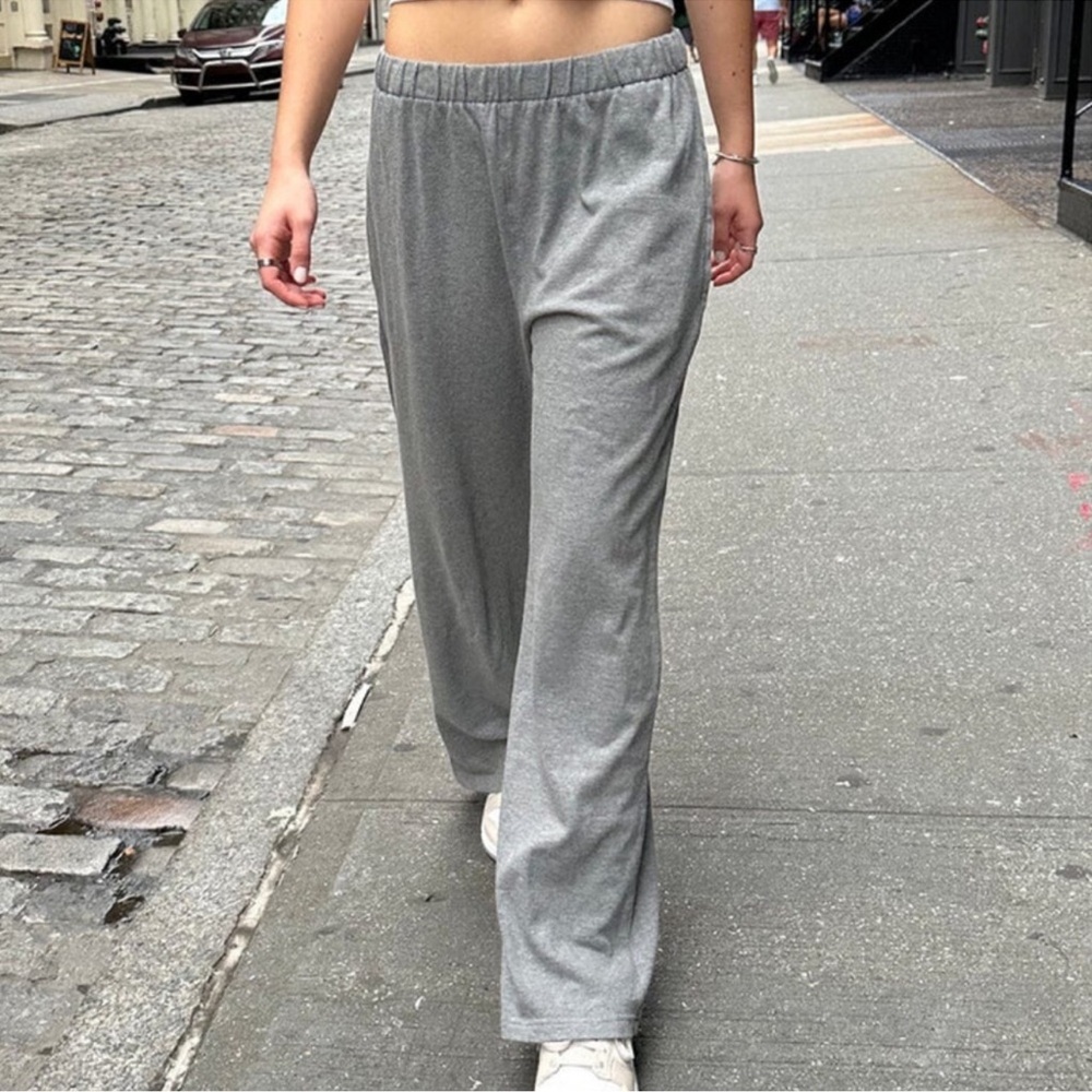 Brandy Melville Anastasia Sweatpants gray